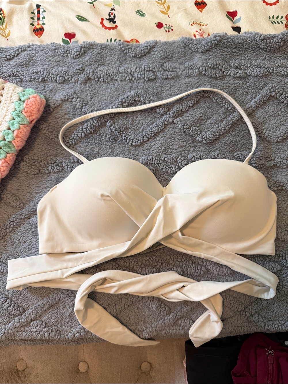 PINK Victoria's Secret Cream Twist-Front Convertible Bandeau Bikini Top